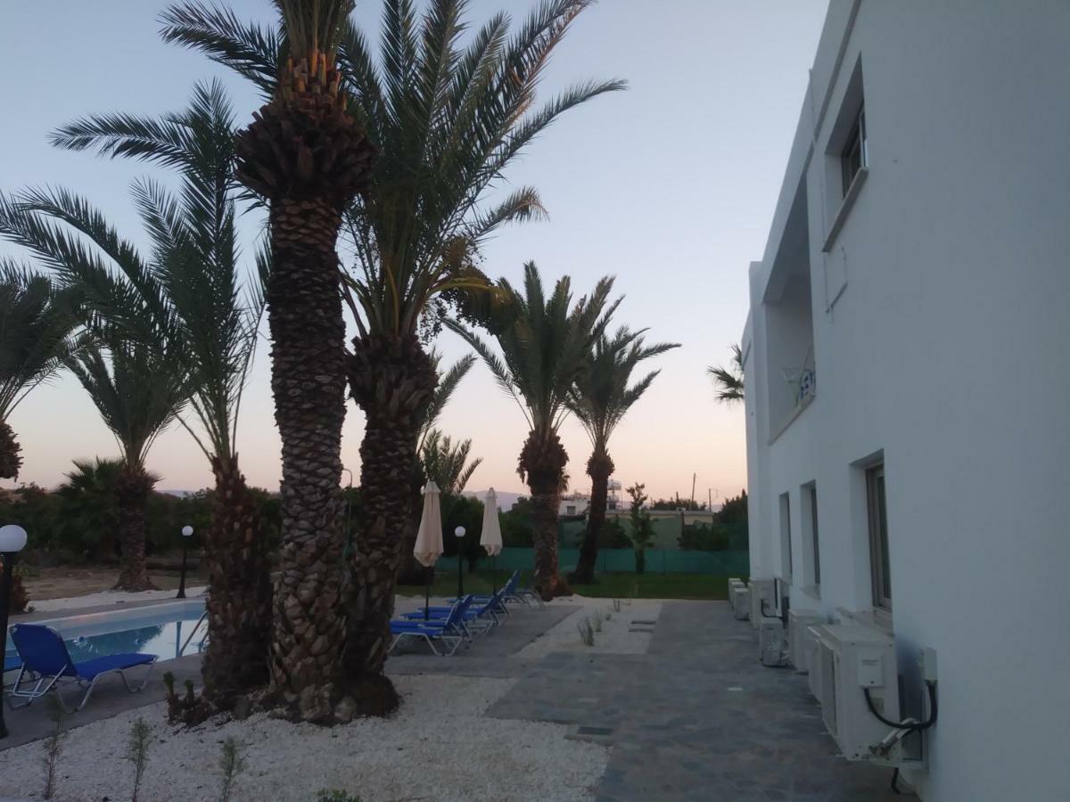 Argaka Palm Tree Apts Ngoại thất bức ảnh